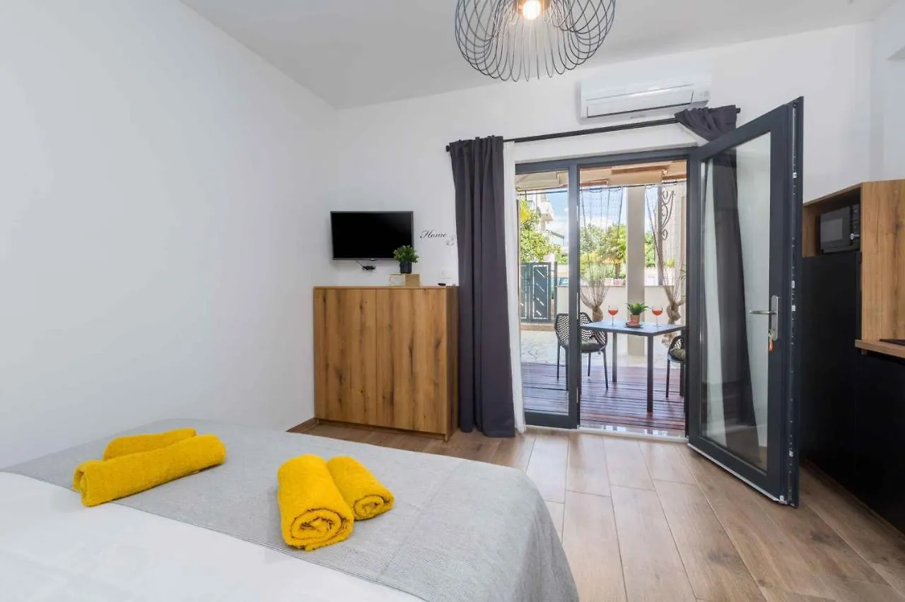 Apartments In Porec - Istrien 43008 Kroatien