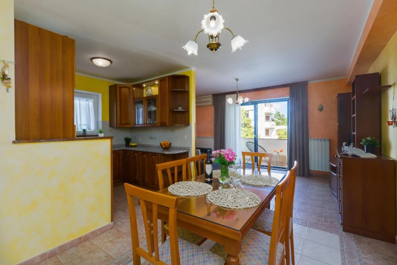 Apartments In Porec - Istrien 43008